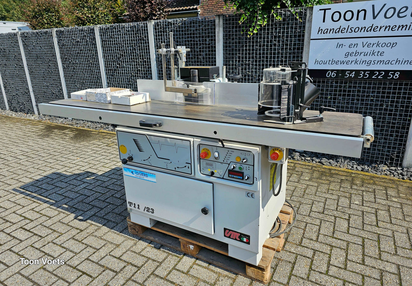 Freesmachine CMC Italië Met programma Nieuwstaat