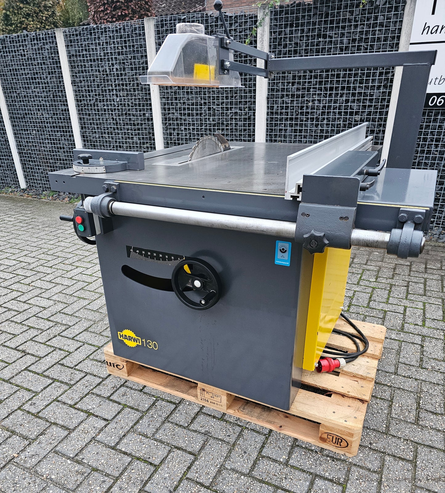Harwi Cirkelzaag Type 130 met motorrem