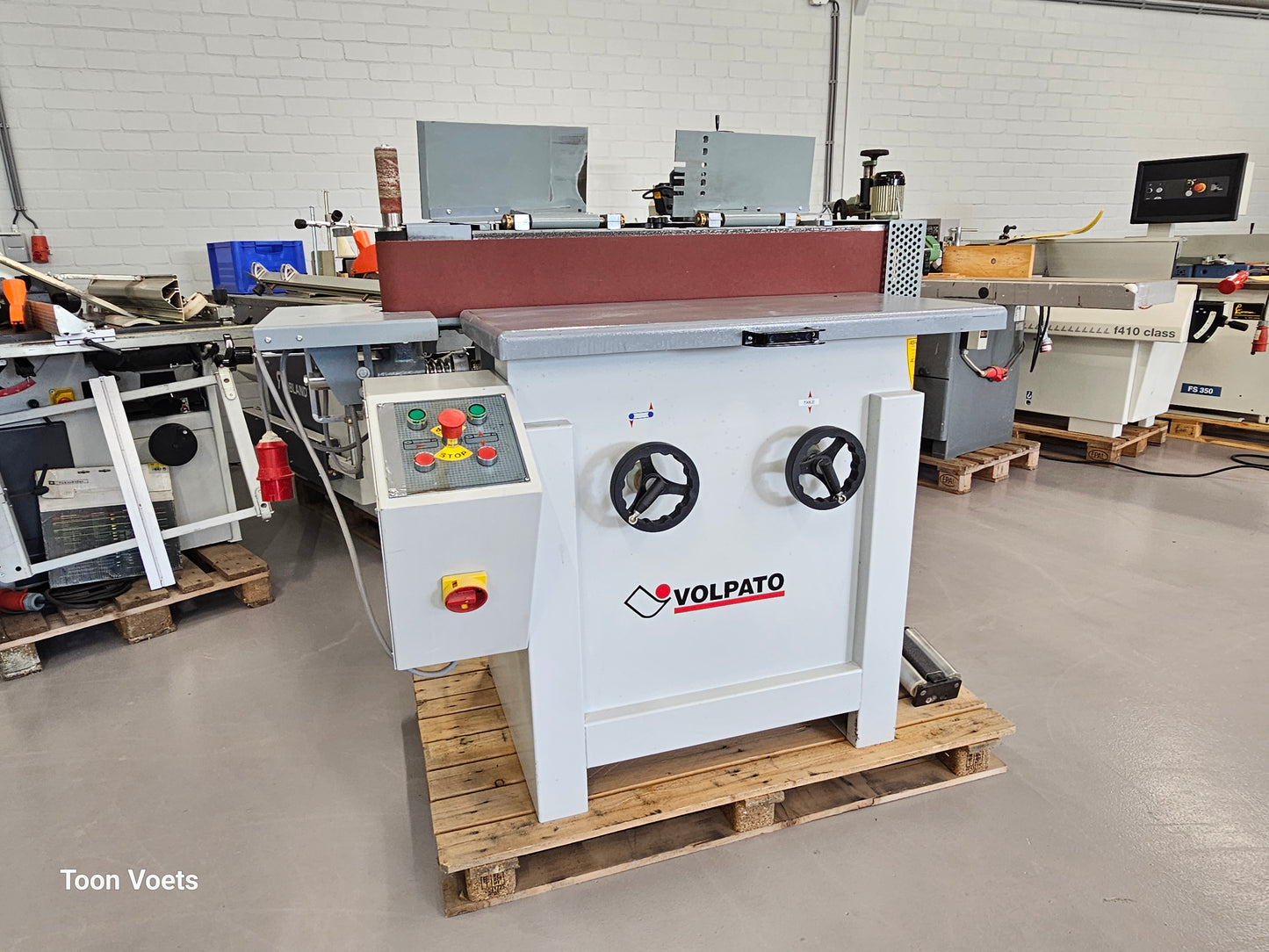 Kantenschuurmachine Volpato ook voor fineerkanten