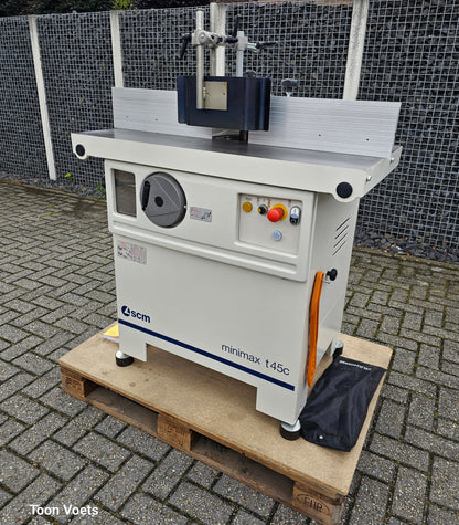 Freesmachine SCM Type T45C Nieuwstaat
