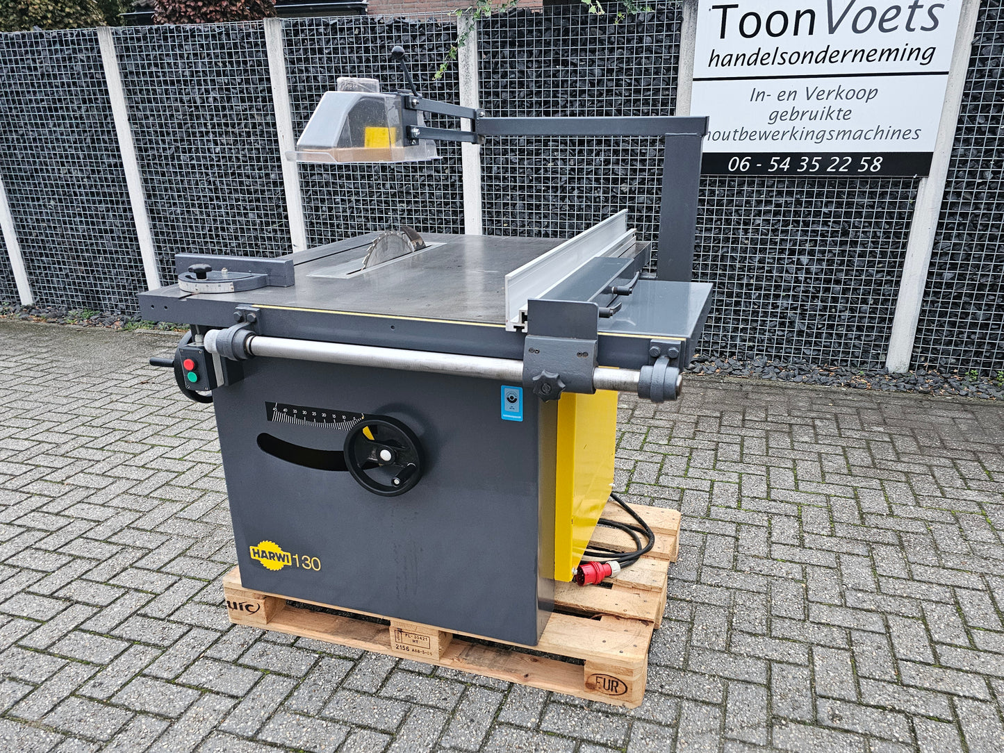 Harwi Cirkelzaag Type 130 met motorrem