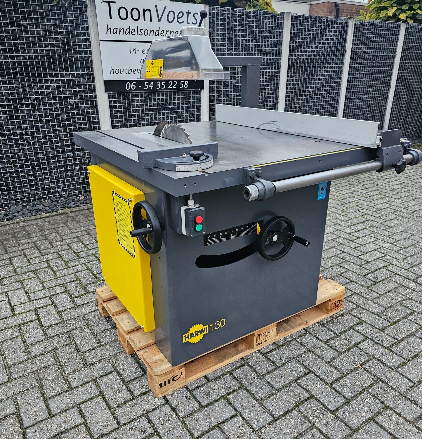 Harwi Cirkelzaag Type 130 met motorrem