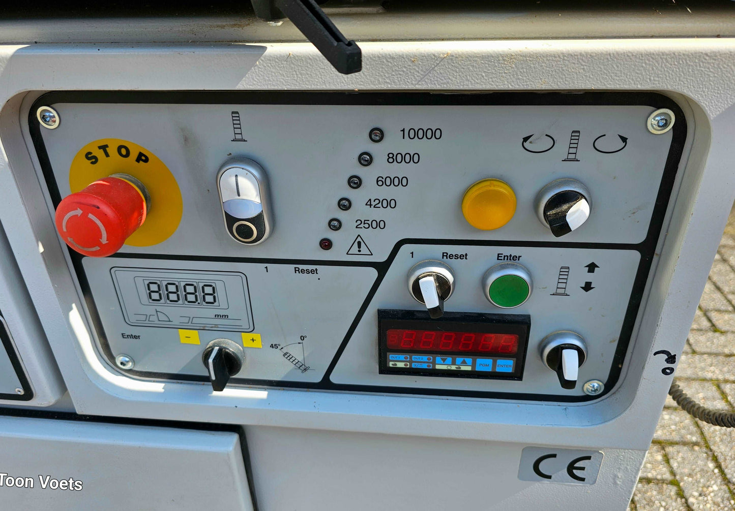 Freesmachine CMC Italië Met programma Nieuwstaat